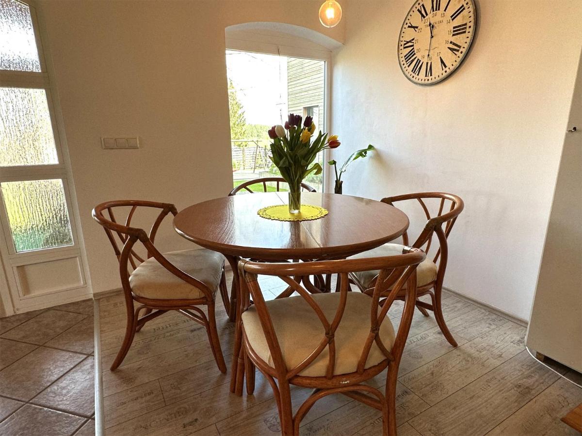 Behindertengerechte Ferienwohnung Nossentiner Huette Eksteriør bilde